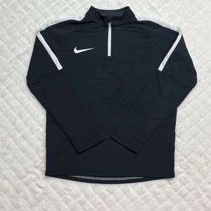 YS Nike Dri-fit long sleeve zip up. Excellent condition.